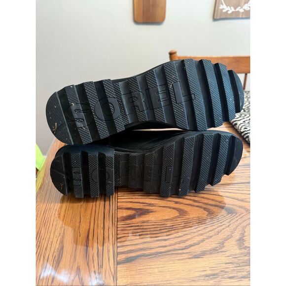 Sorel Phoenix Black Leather Round Toe Waterproof Side Zip Ankle Boots Size 10 - Picture 5 of 6